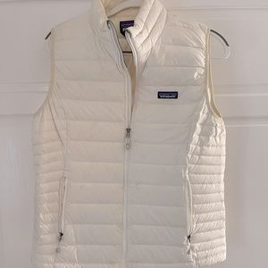 Patagonia white puffy vest